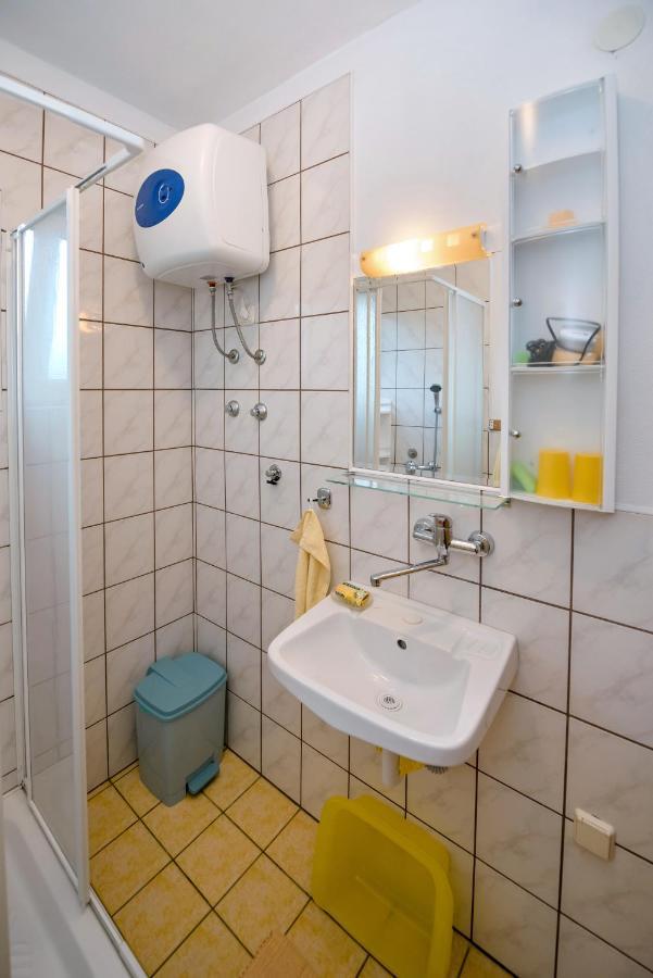 Apartmani Topolovec Ллука Экстерьер фото