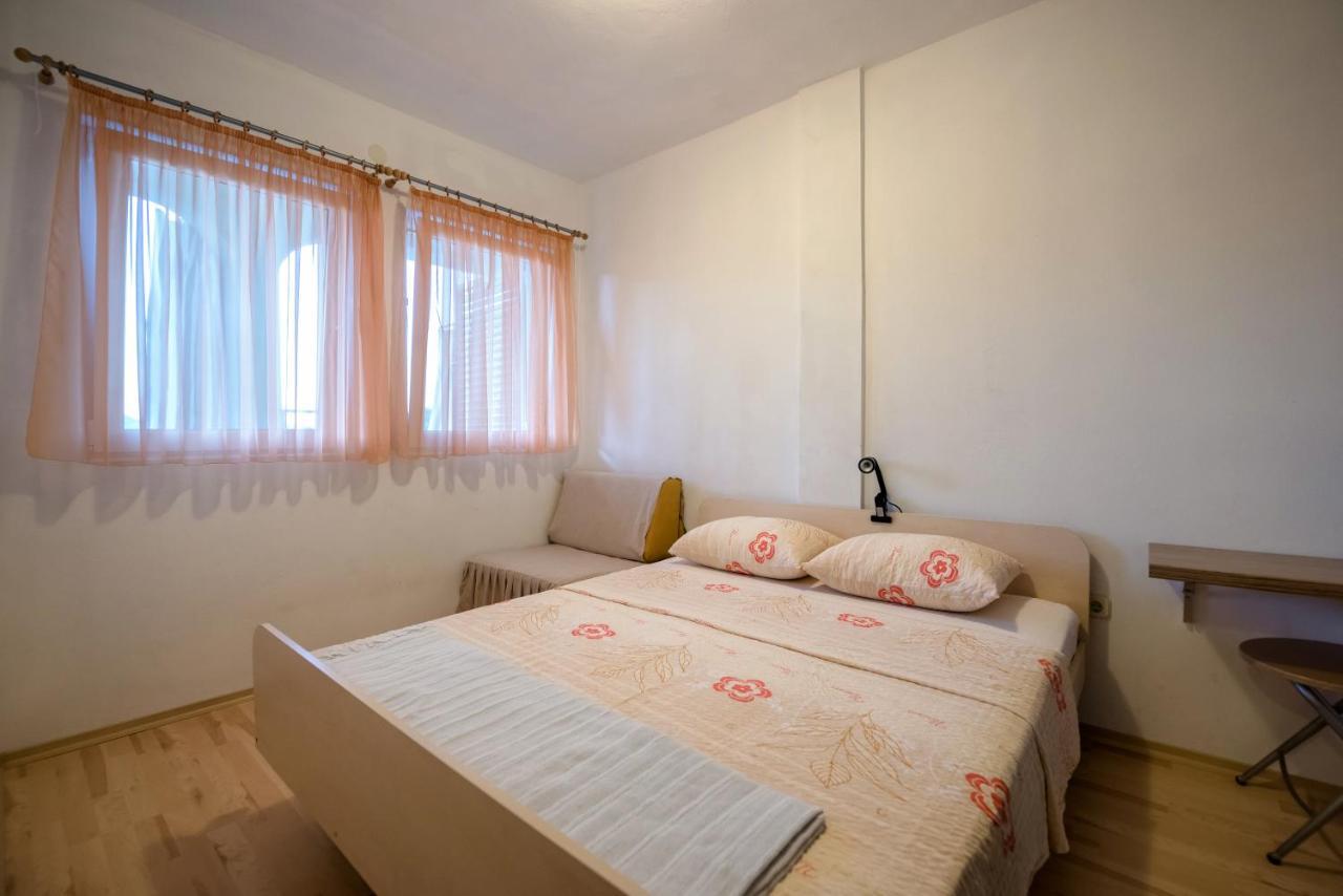 Apartmani Topolovec Ллука Экстерьер фото