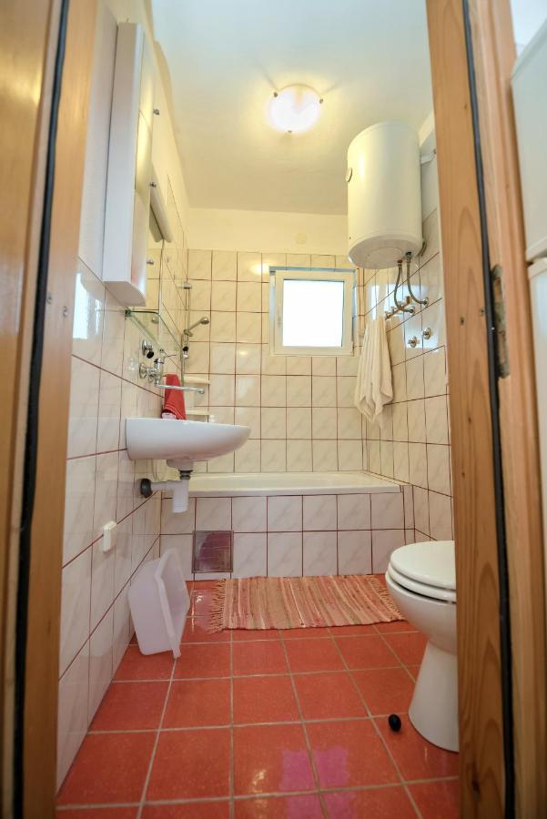 Apartmani Topolovec Ллука Экстерьер фото