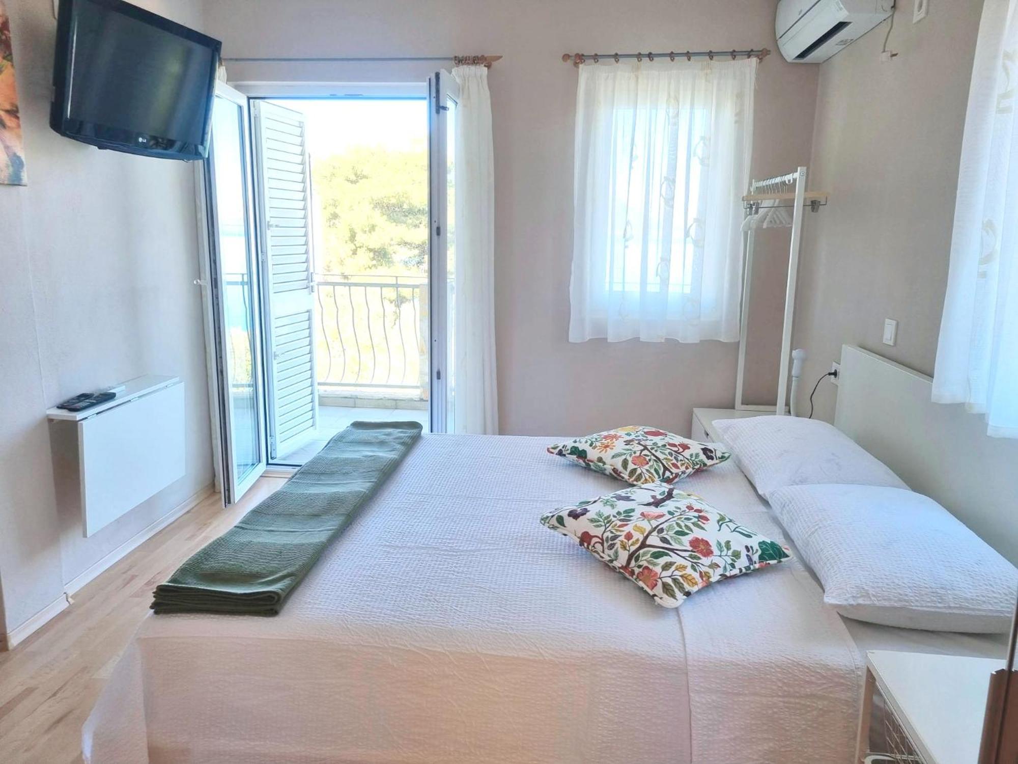 Apartmani Topolovec Ллука Экстерьер фото